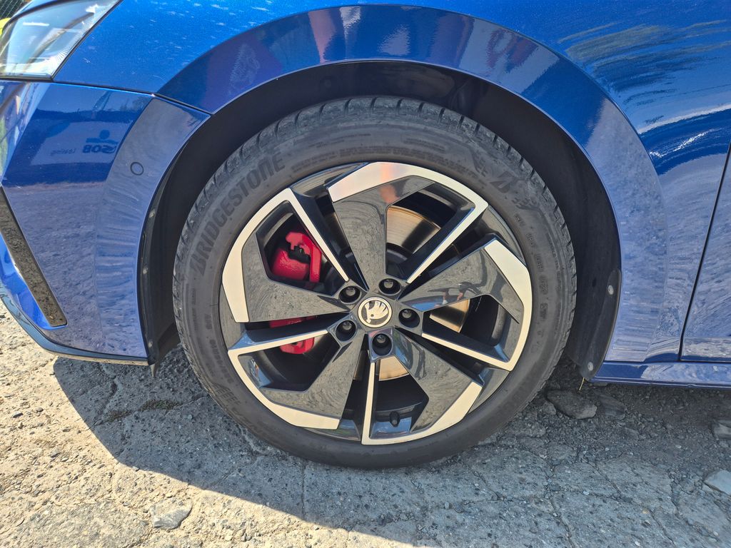 skoda-octavia-rs-2-0tsi-dsg-180kw-cz-zaruk - 8