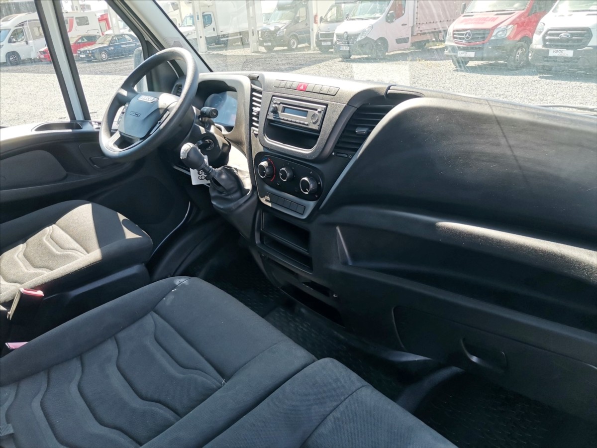 iveco-daily-35c15-skrin-8palet-h-celo - 7