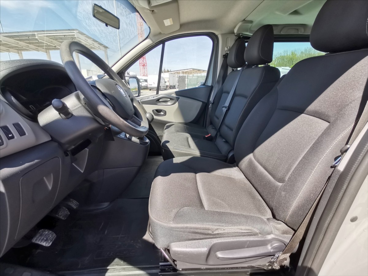 renault-trafic-1-6dci-89kw-l1h1-9mist-klima - 4