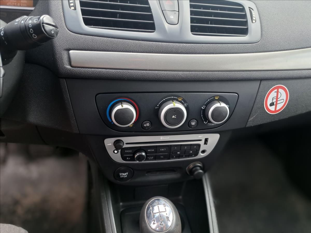 renault-megane-1-5-dci - 7