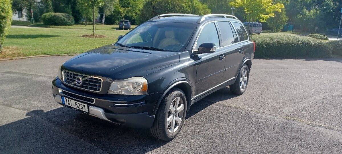 Volvo XC90 2,4   7 míst 4x4 D5 147kW