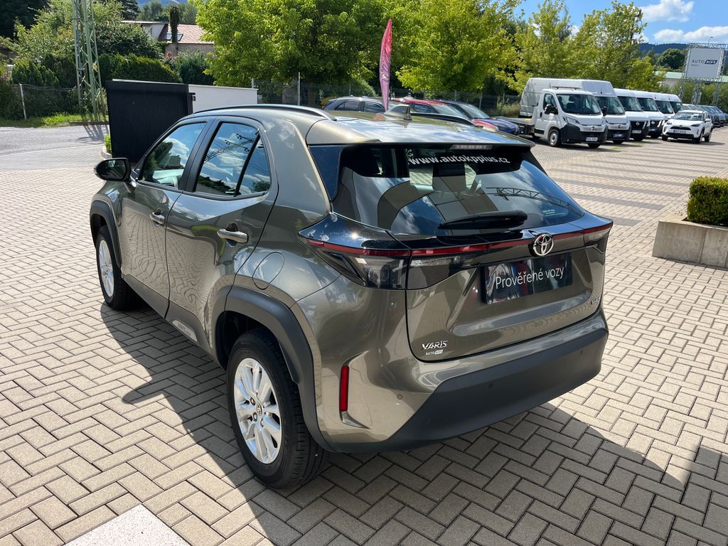toyota-yaris-cross-1-5-hybrid-e-cvt-comfort - 3