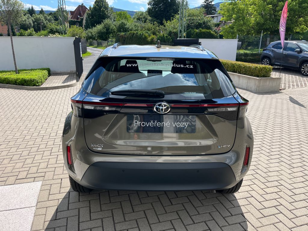toyota-yaris-cross-1-5-hybrid-e-cvt-comfort - 4