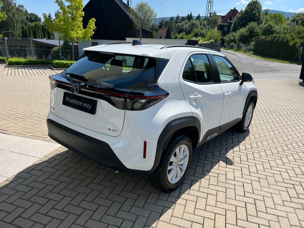 toyota-yaris-cross-1-5-hybrid-e-cvt-comfort - 5