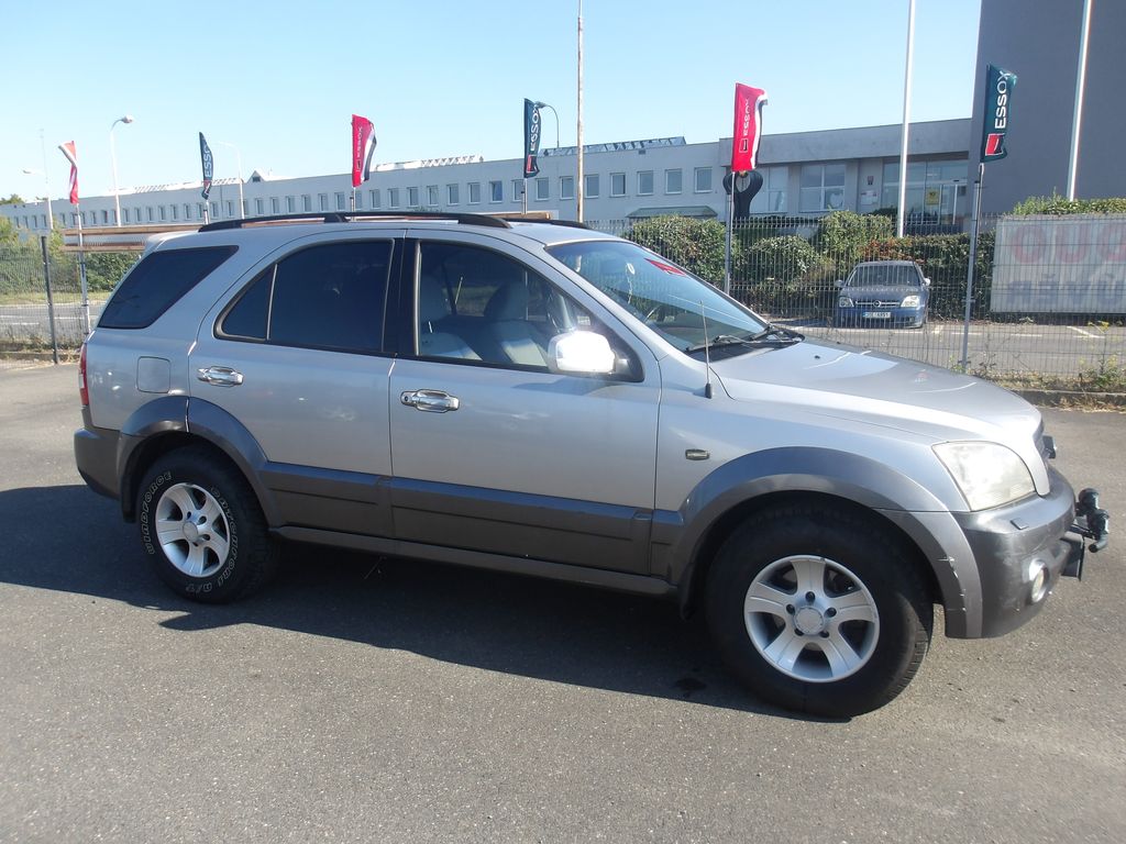 kia-sorento-2-5crdi-4x4-nova-ramena-pneu - 5