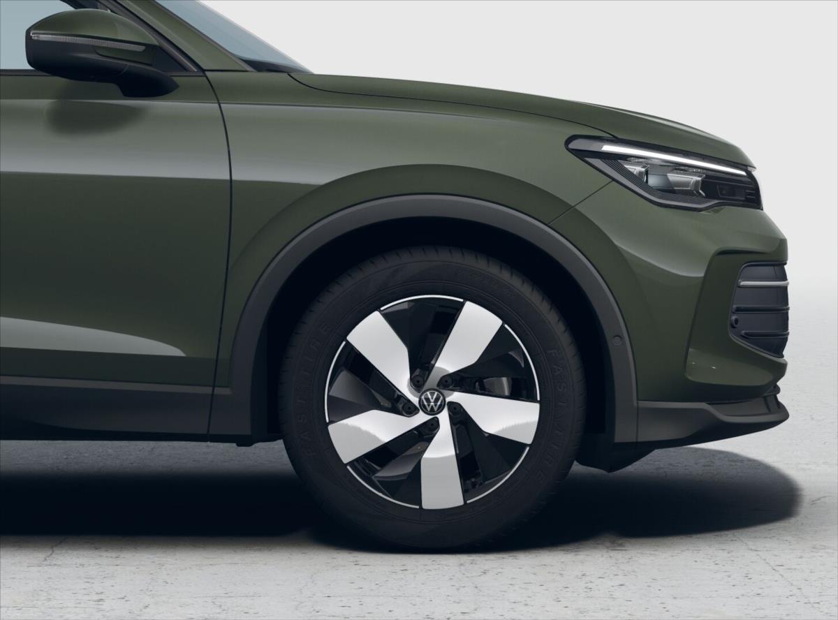 volkswagen-tiguan-1-5-etsi-7dsg-mhev-friends - 3