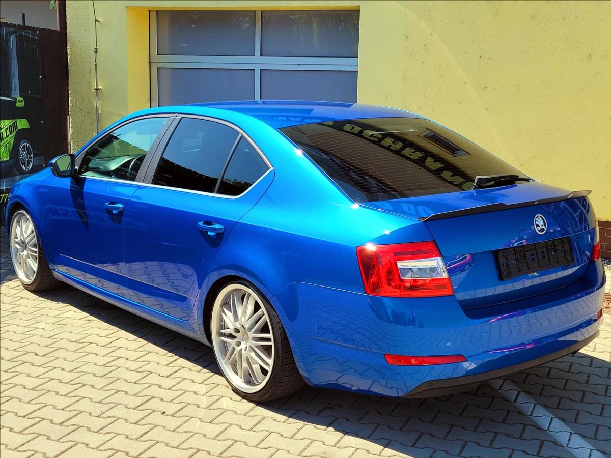 skoda-octavia-1-4-elegance-serv-kn-bixenony - 9