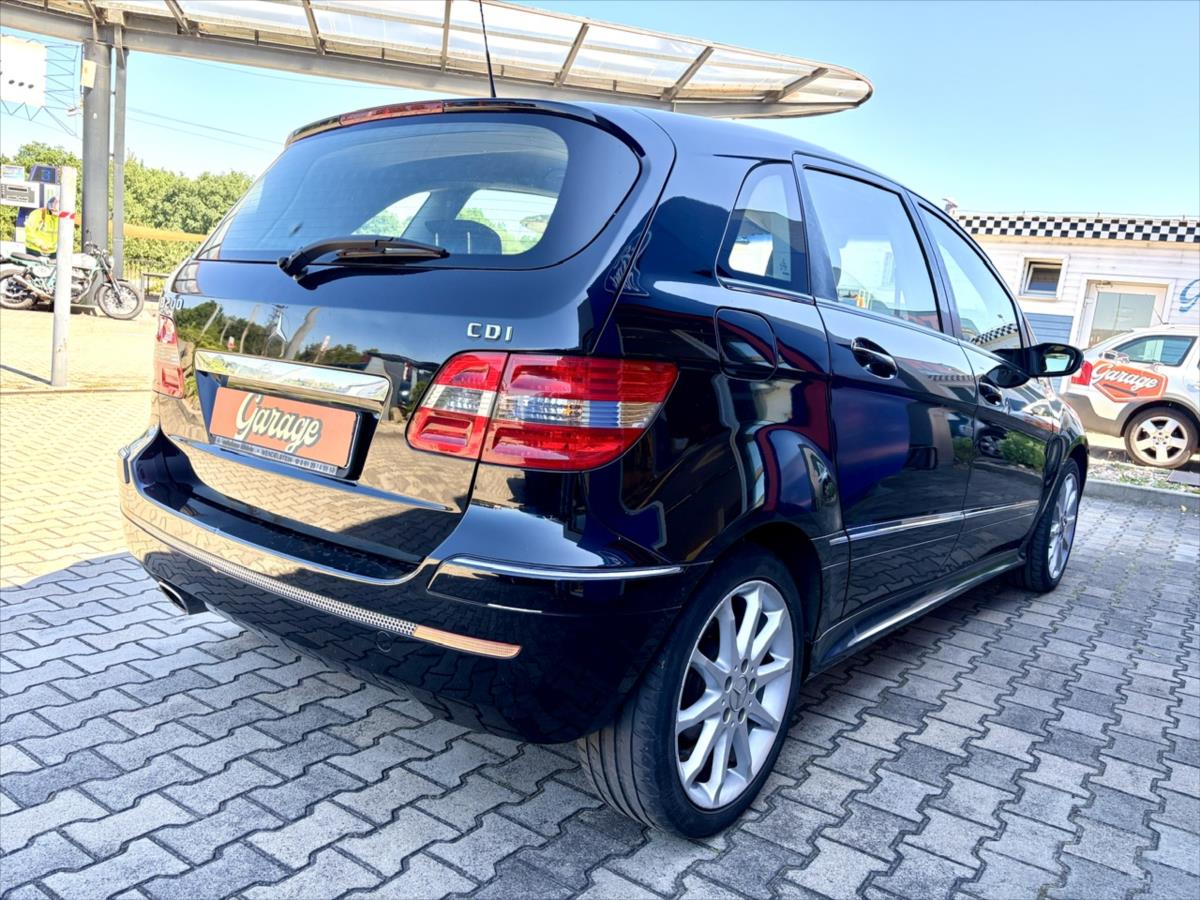 mercedes-benz-tridy-b-2-0-cdi-200 - 5
