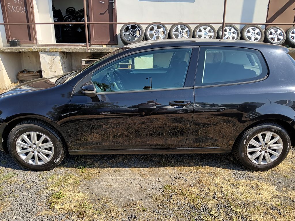 volkswagen-golf-6-1-4-16v-trendline-nove-rozvo - 1