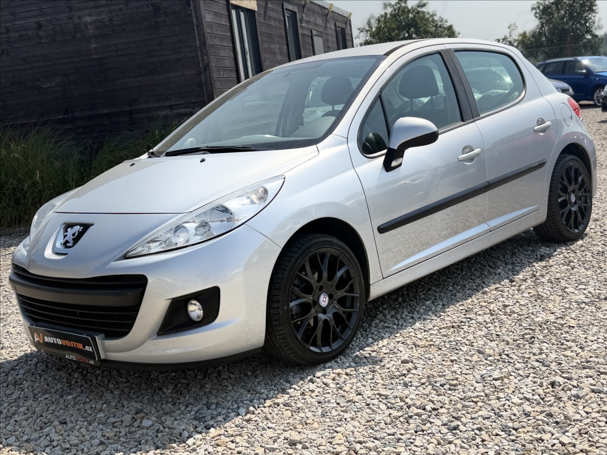Peugeot 207 1,6 HDI KLIMA +SADA KOL 79tKm
