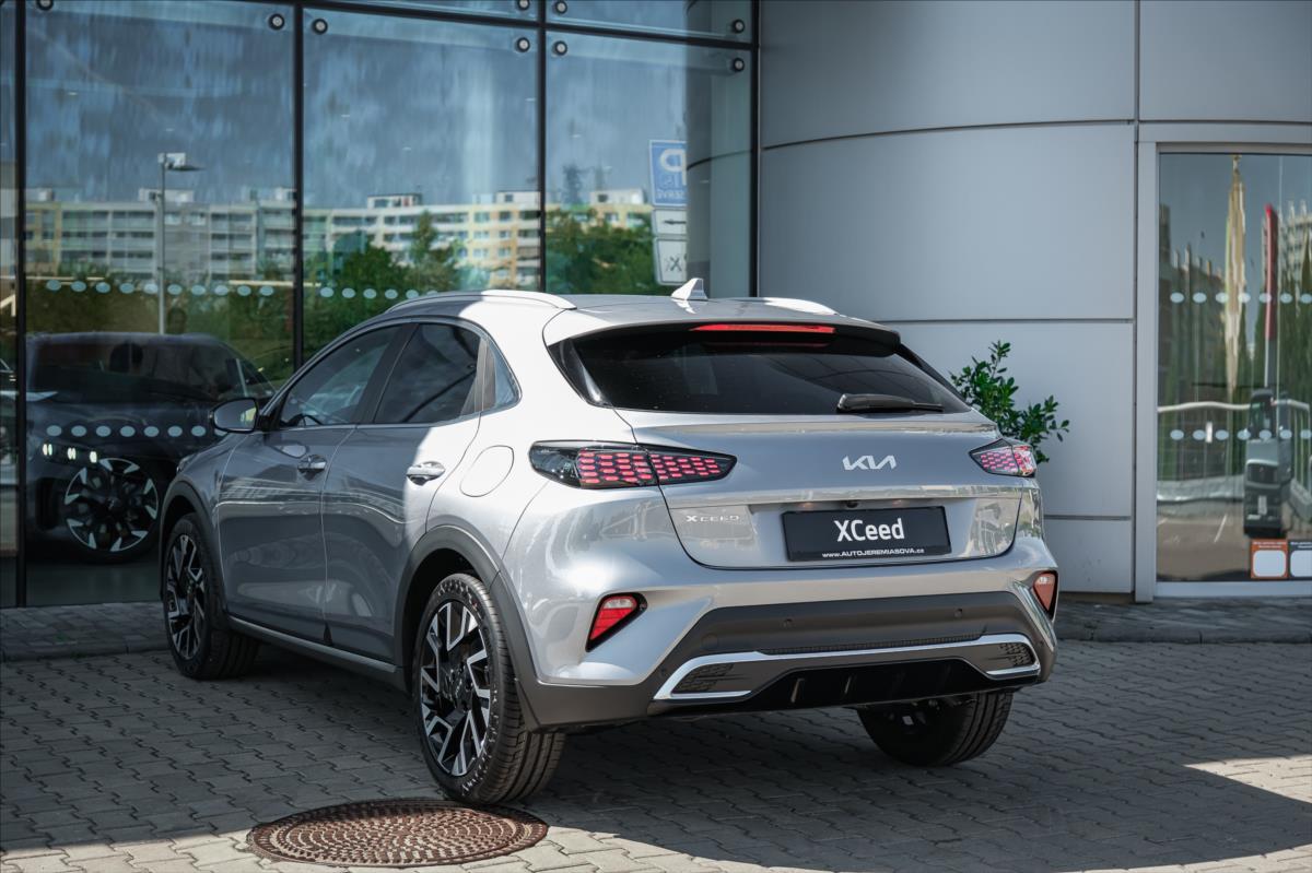 kia-xceed-1-6-t-gdi-gpf-7dct-gt-line - 5