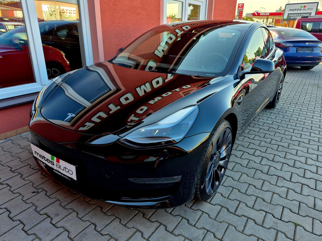 Tesla Model 3 PERFORMANCE DUAL MOTOR 377 KW SOH 95,0%