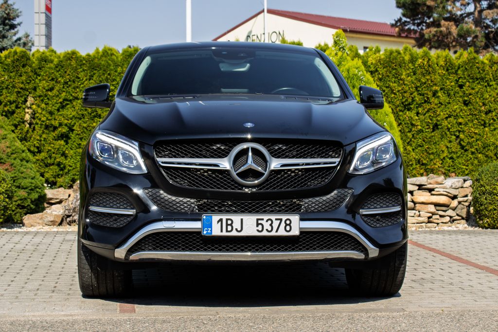 mercedes-benz-gle - 1