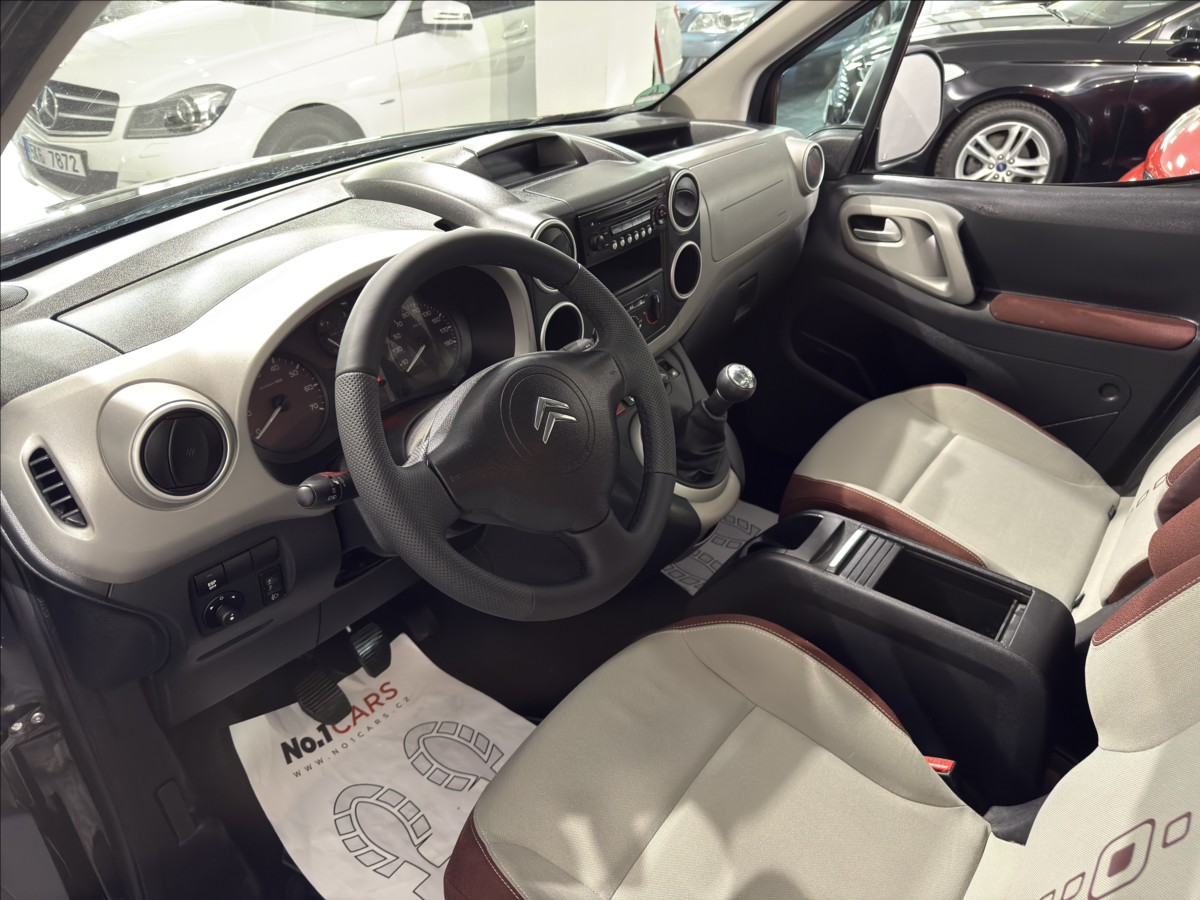 citroen-berlingo-1-6-i-multispace-webasto - 6