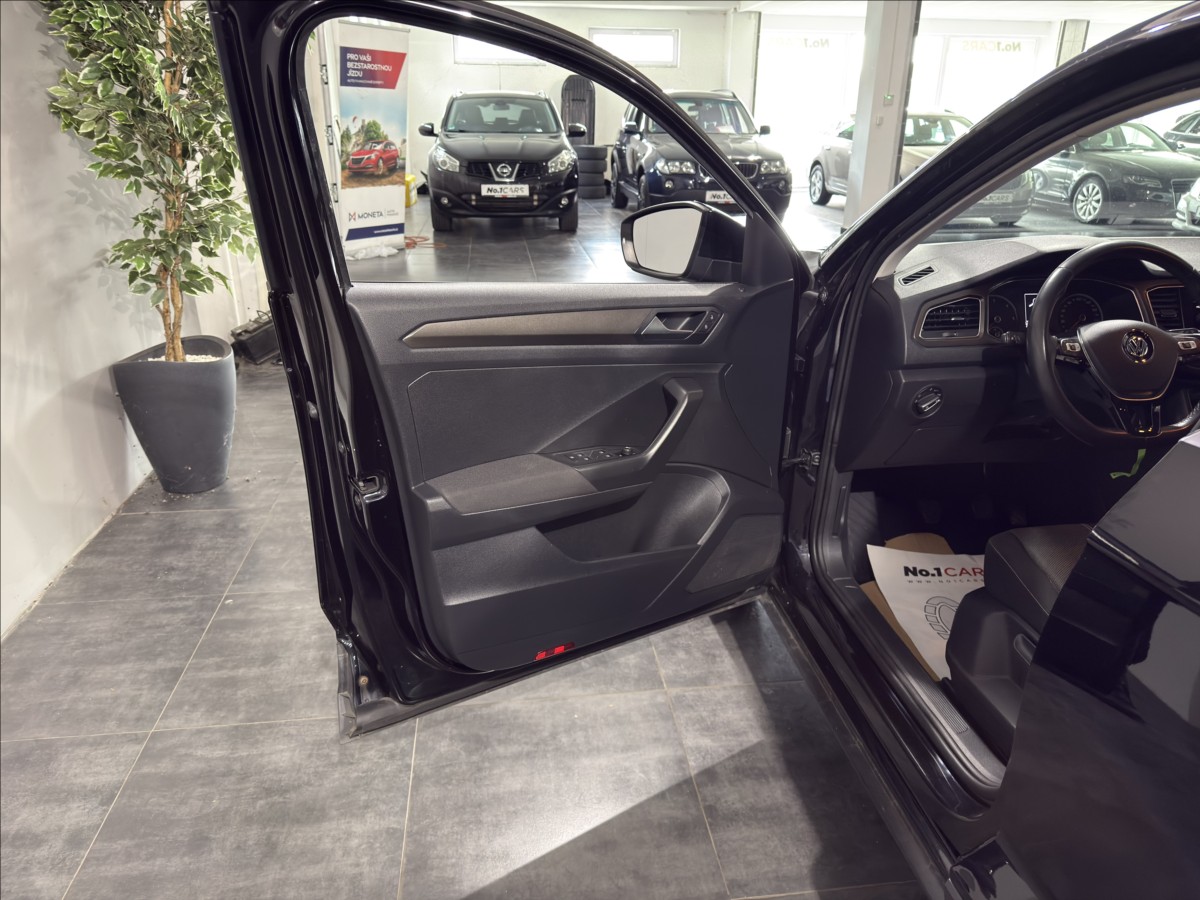 volkswagen-t-roc-2-0-tdi-4motion-acc-led - 5