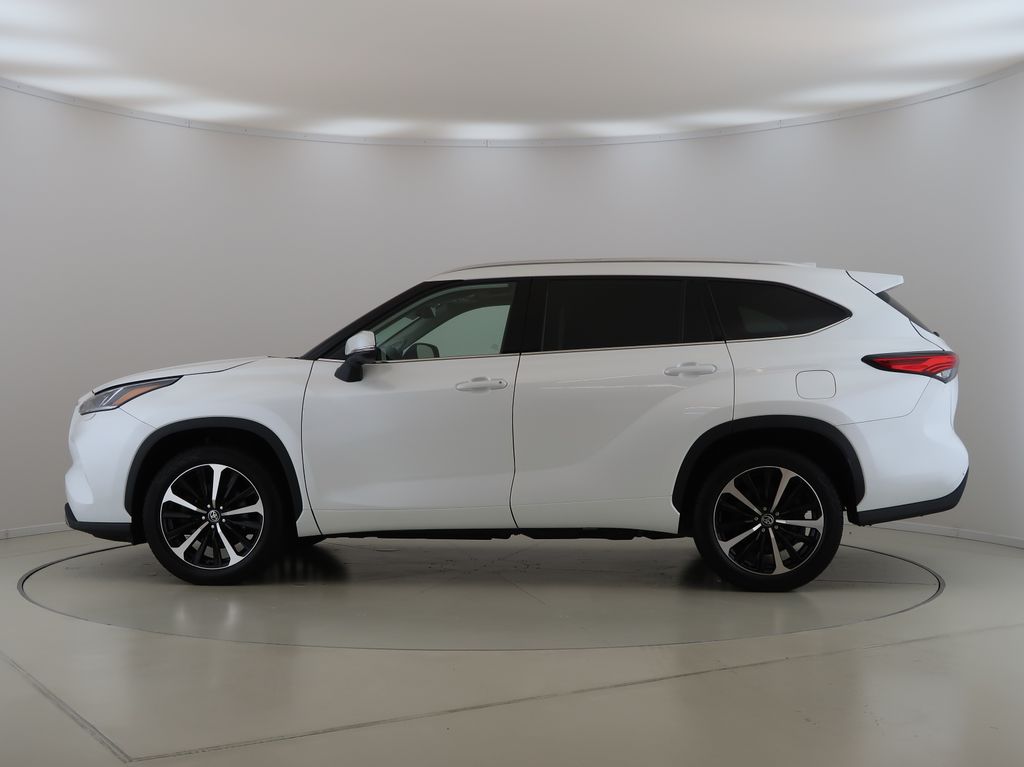 toyota-highlander-2-5hsd-executive-4x4-dph-cz-1maj - 7