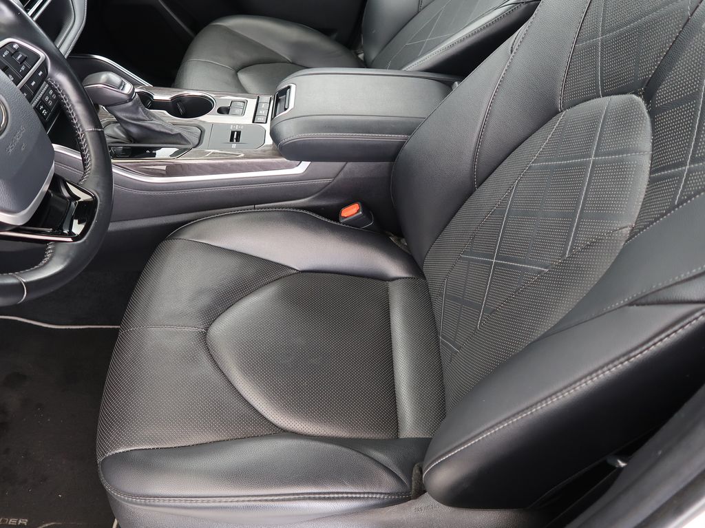 toyota-highlander-2-5hsd-executive-4x4-dph-cz-1maj - 8