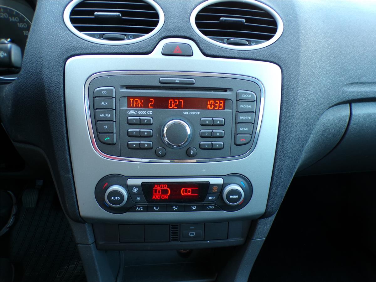 ford-focus-1-6-16v-tazne-zarizeni - 7