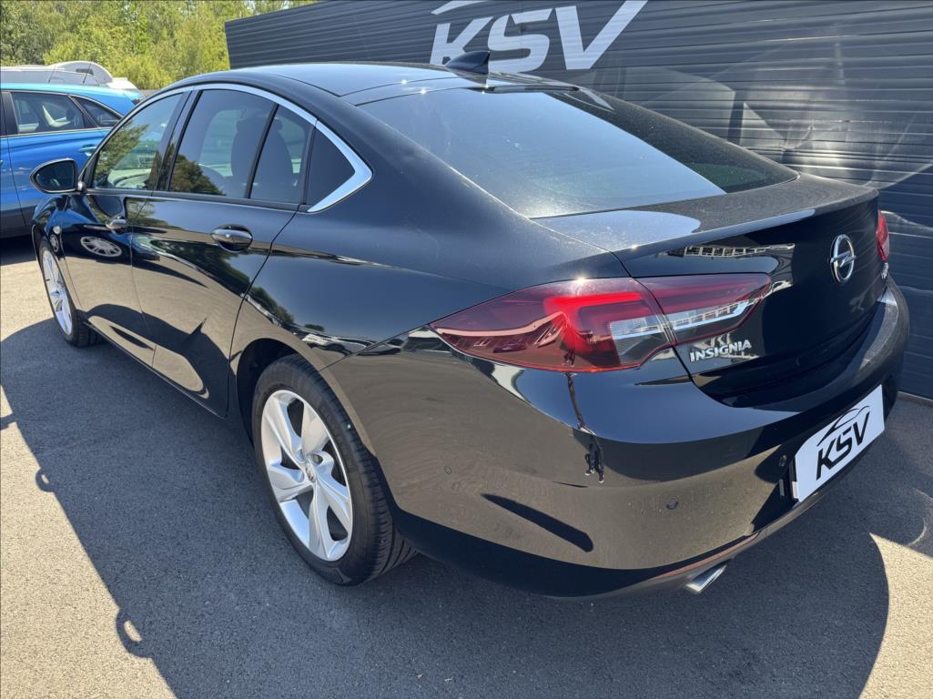 opel-insignia-2-0-automat - 8