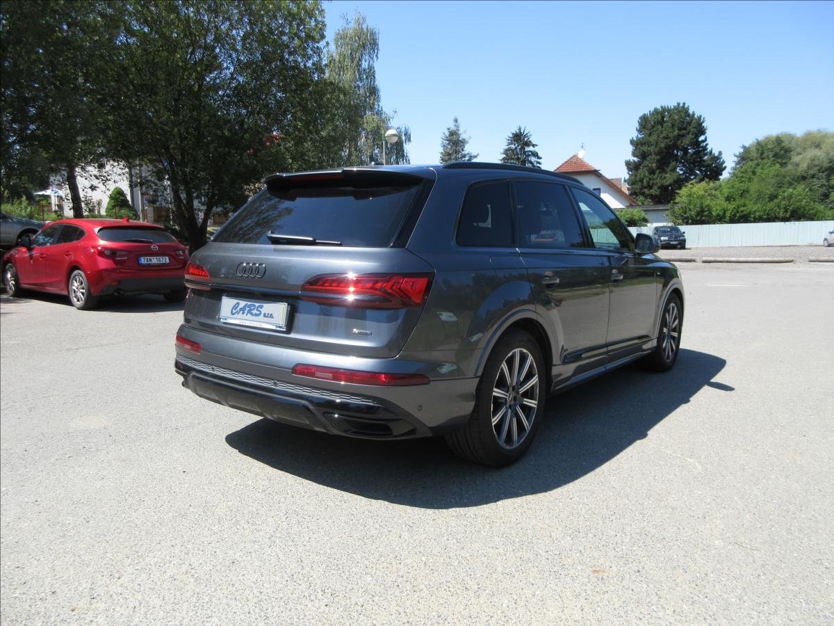 audi-q7-3-0-tdi-210kw-s-line-1-maj-cr-zaruka - 8