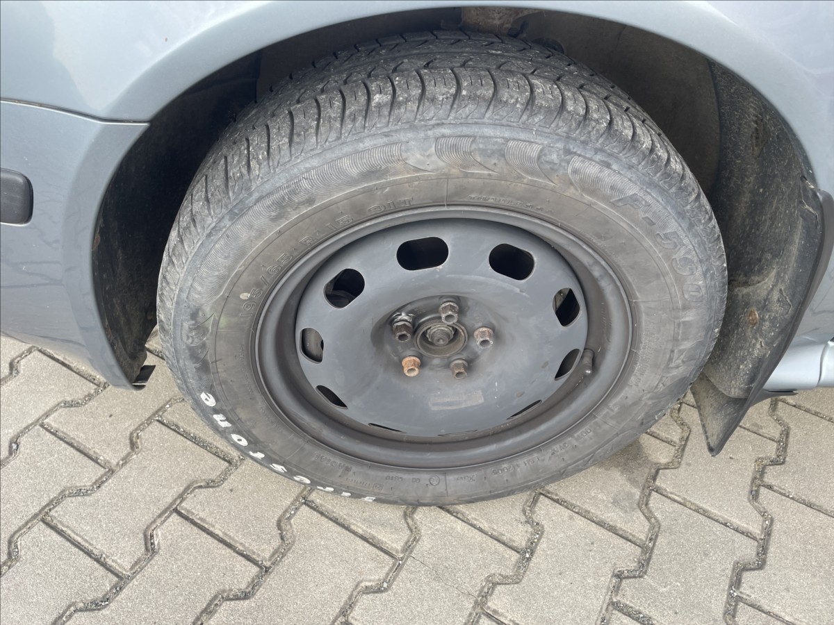 skoda-octavia-1-9-tdi-66-kw-automat-stk-4-2028 - 5