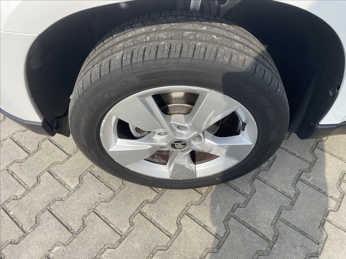 skoda-yeti-2-0-tdi-4x4-klima-tz-nova-stk-pekne - 5