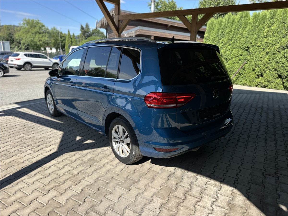 volkswagen-touran-1-5-tsi-110kw-dsg-highline - 3