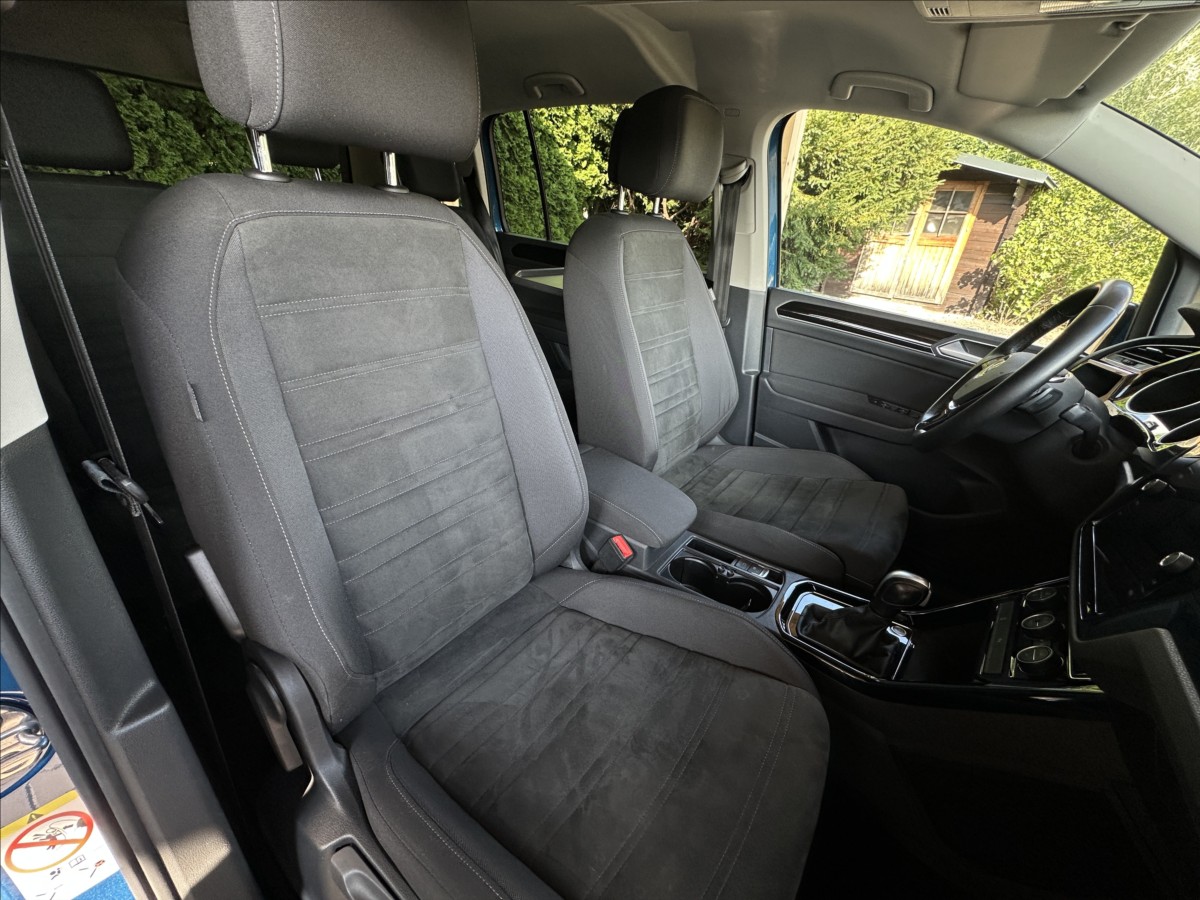 volkswagen-touran-1-5-tsi-110kw-dsg-highline - 6