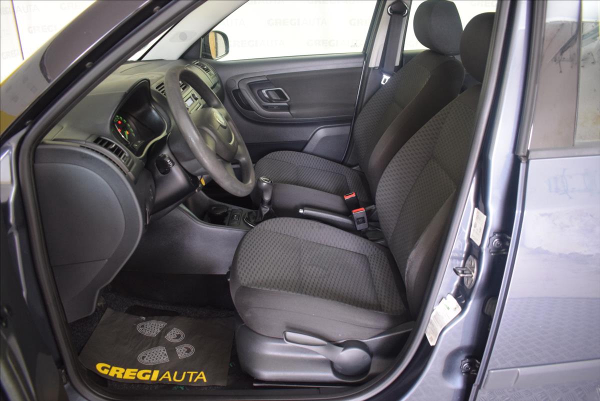 skoda-fabia-1-2-tsi-1-majitel-super-stav - 7