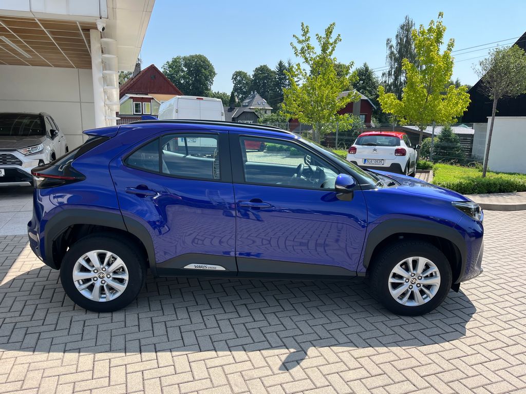 toyota-yaris-cross-1-5-hybrid-e-cvt-comfort - 6