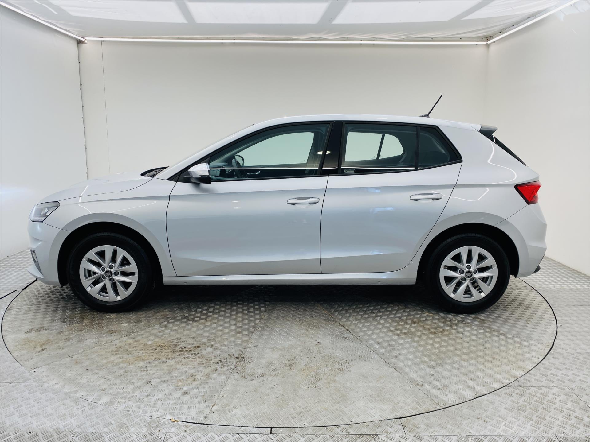 skoda-fabia-1-0-mpi-59kw-selection - 2