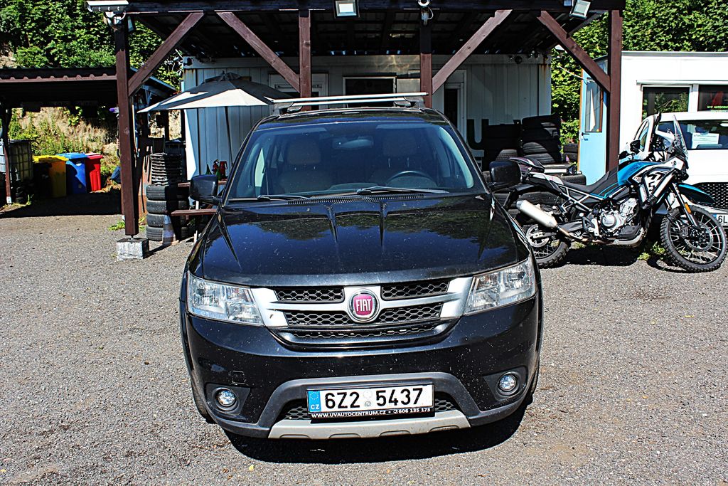 fiat-freemont-2-0-d-automat-4x4 - 1