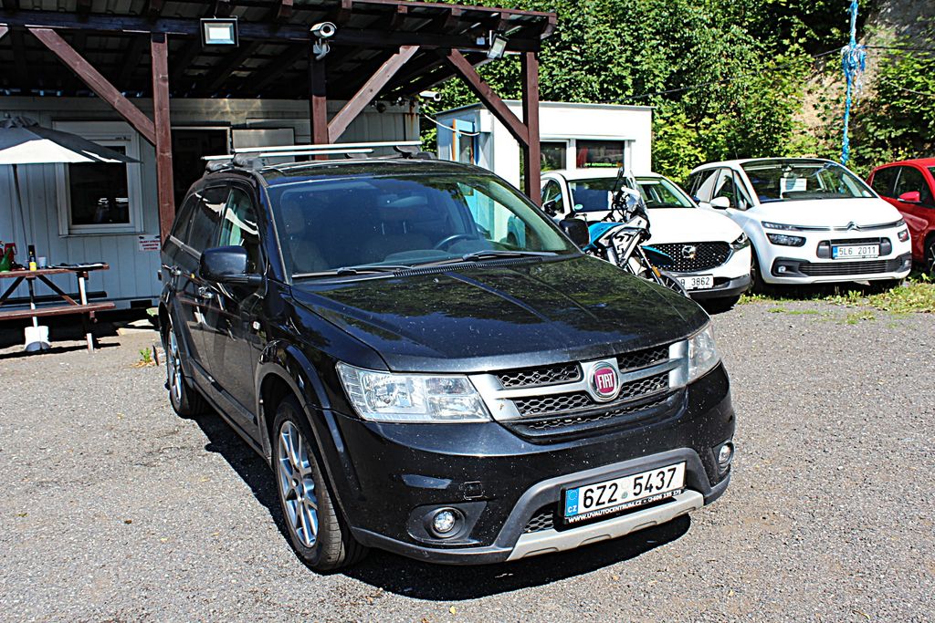 fiat-freemont-2-0-d-automat-4x4 - 2