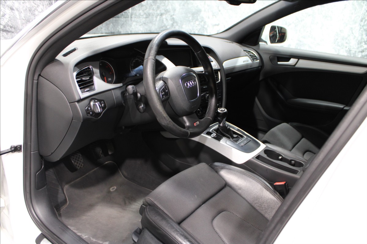 audi-a4-2-0-tdi-quattro-avant-s-line - 8