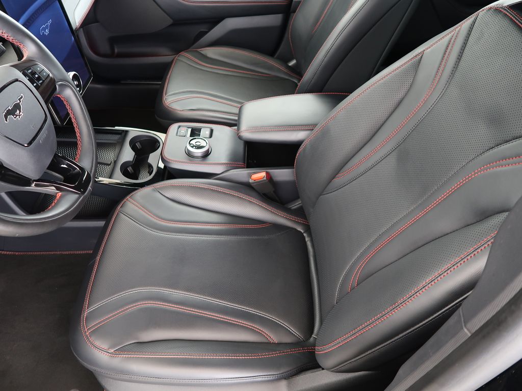 ford-mustang-mach-e-premium-rwd-cz-1maj-95-soh - 8