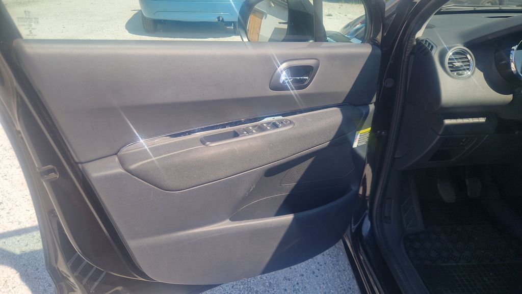 peugeot-5008-1-6-hdi - 9