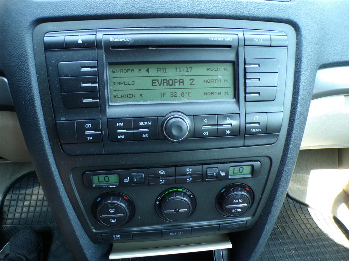 skoda-octavia-1-9-tdi-dsg-rezervovano - 7