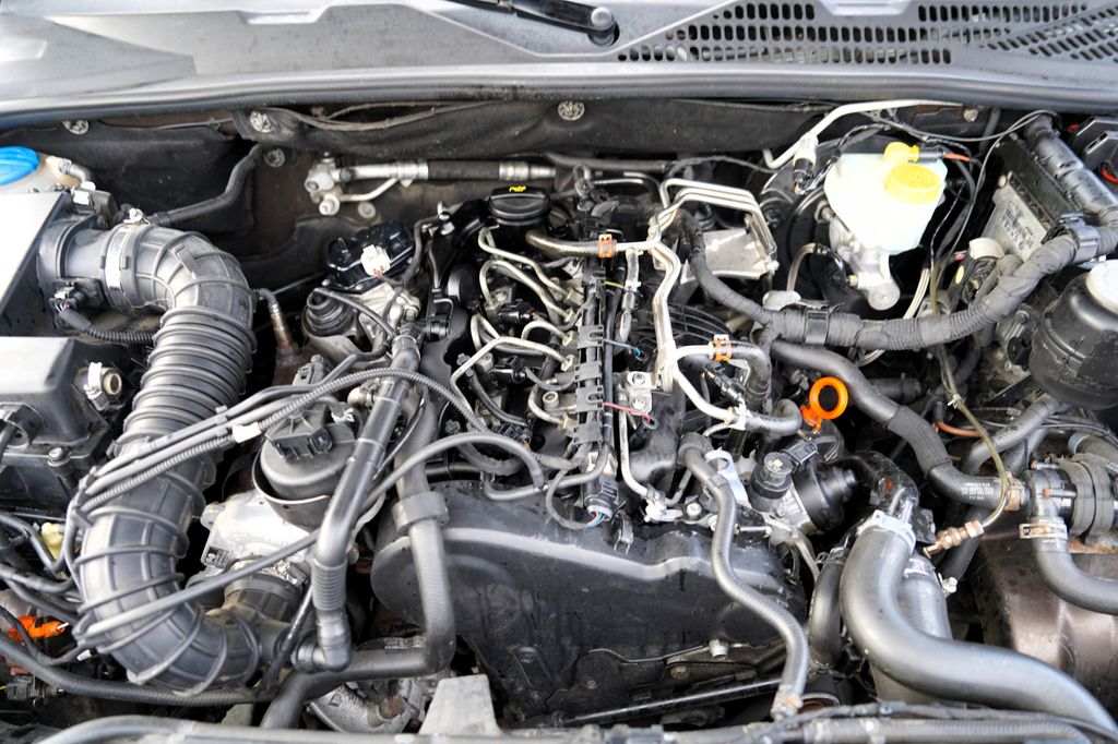 volkswagen-amarok-2-0-tdi-4x4-high-line-120-kw-manual - 9