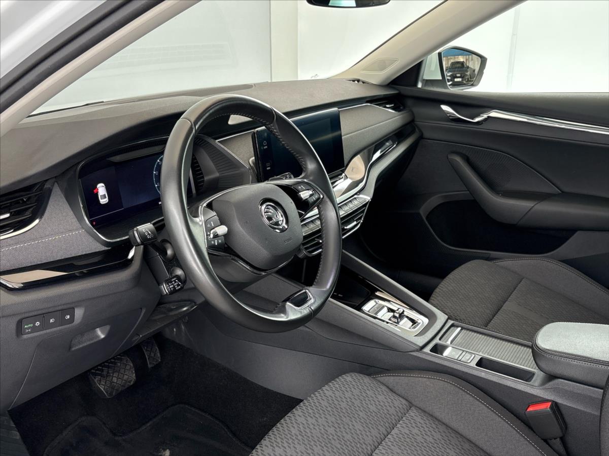 skoda-octavia-1-4-iv-tsi-style-plus-dsg - 5