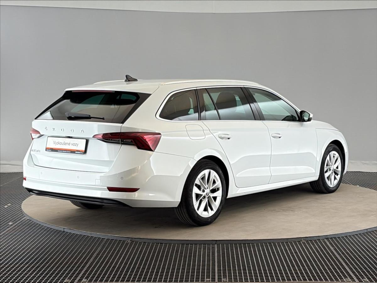 skoda-octavia-2-0-tdi-style-plus-4x4-7dsg - 1