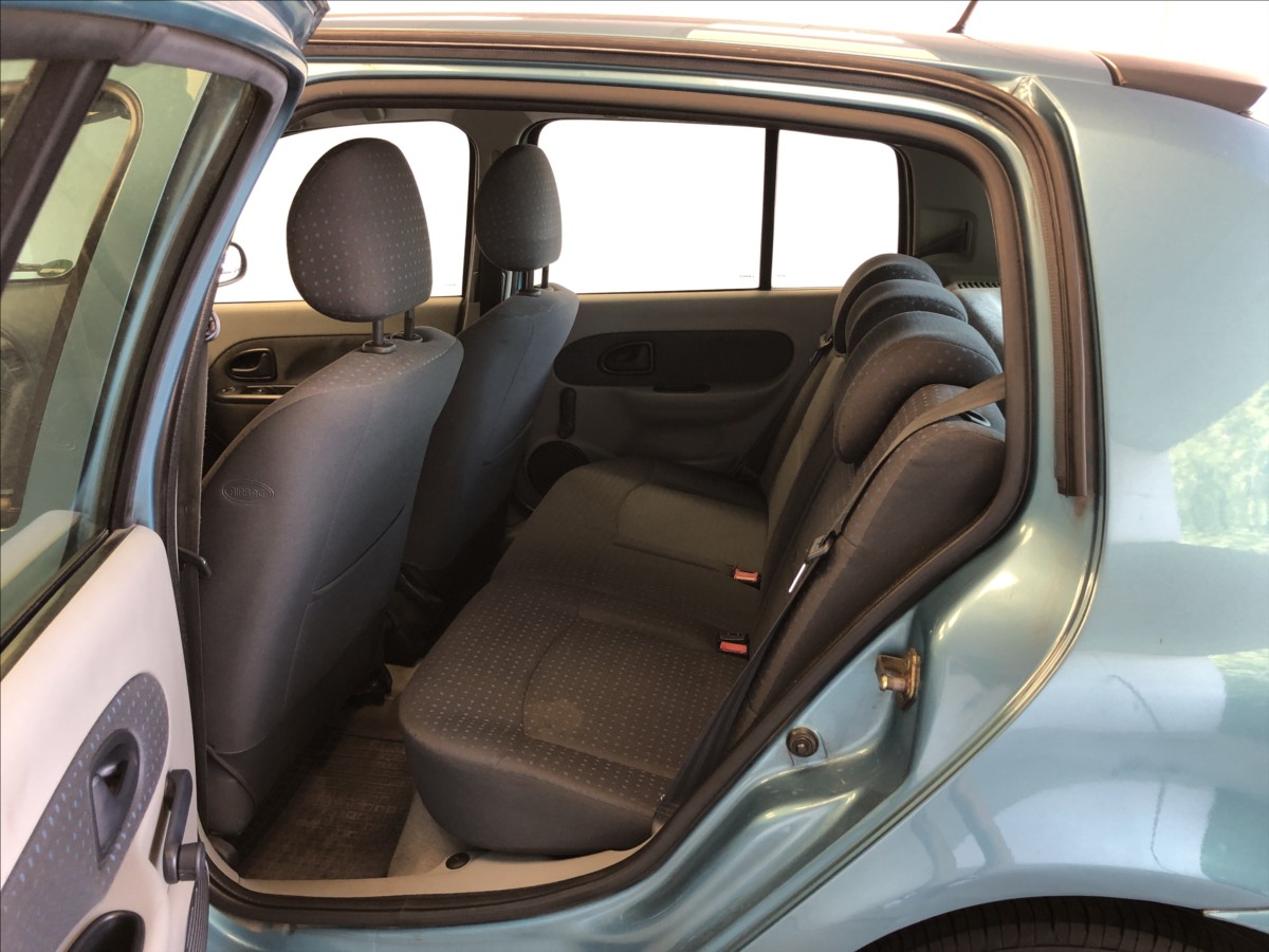 renault-clio-1-2-16v - 9