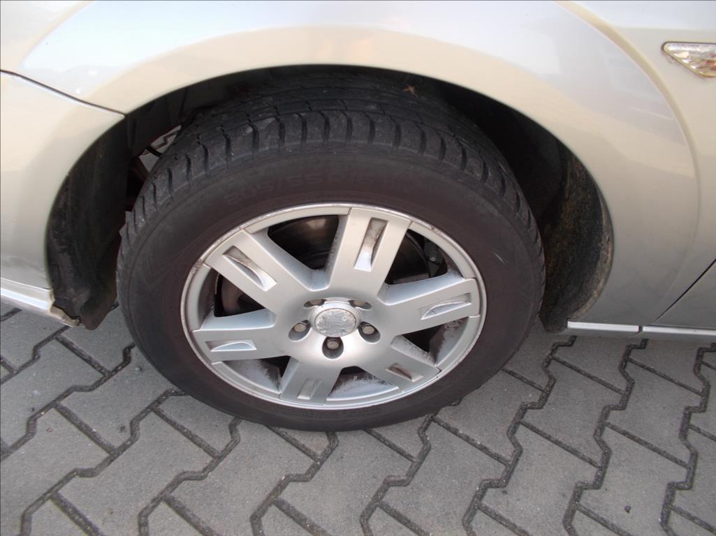 ford-mondeo-2-0-tdci-ghia-digiklima-tz-stk-5-2028 - 4