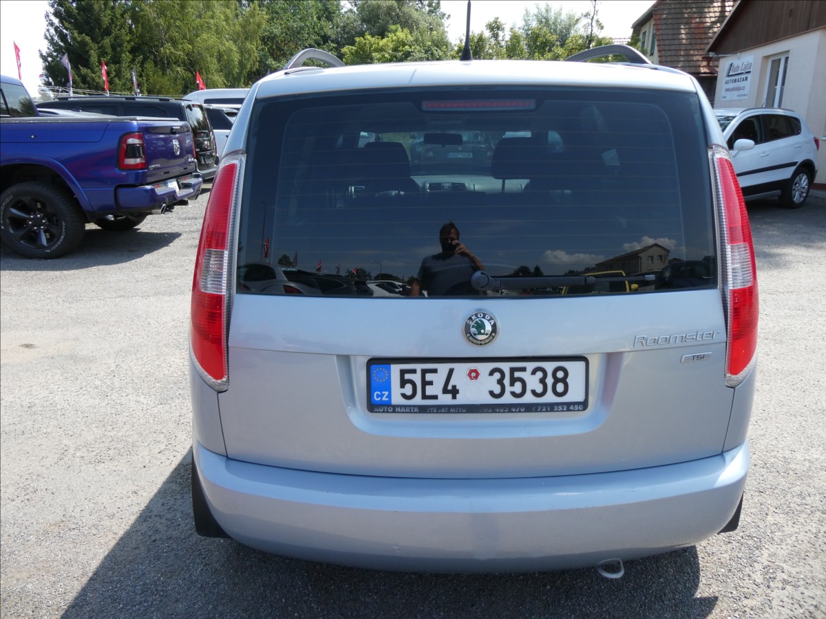 skoda-roomster-1-2-tsi-2x-kola-klima-tempomat - 7