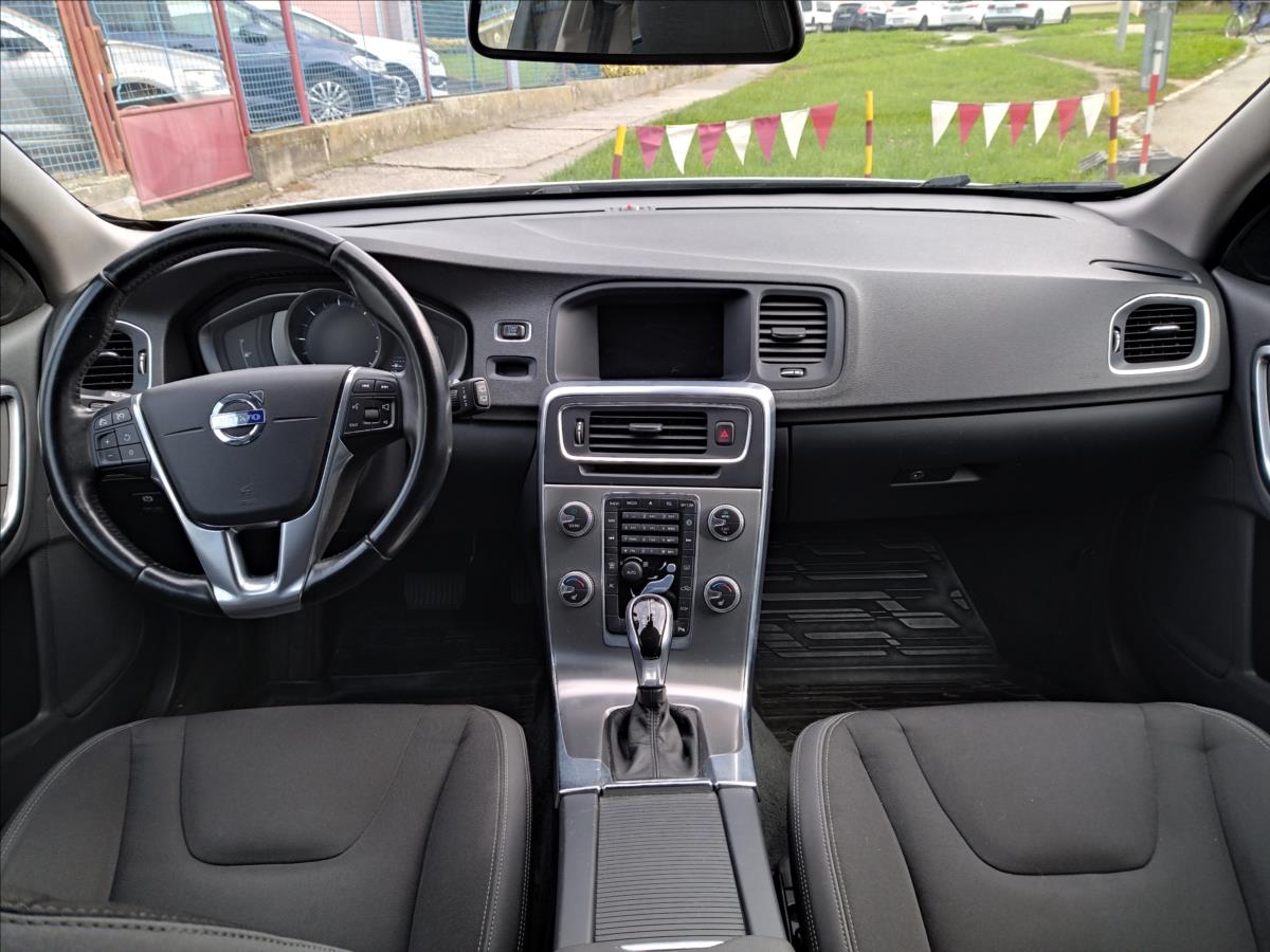 volvo-v60-2-0-d4-drive-e - 9