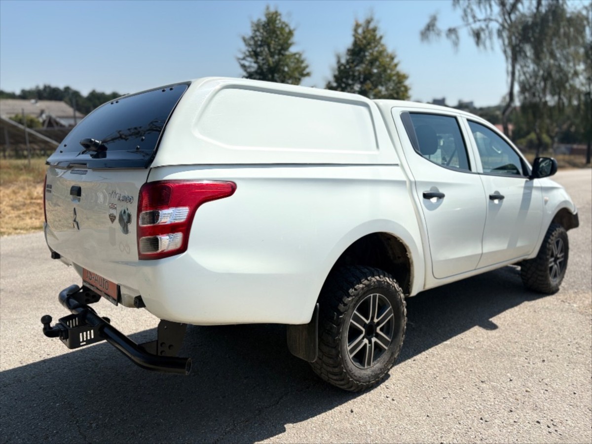 mitsubishi-l200-2-4-di-d-hardtop-4x4-dph - 3