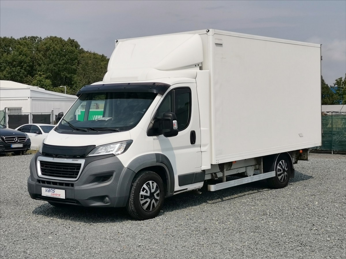Peugeot Boxer 2.0HDI/120kw skříň 8palet/ČR