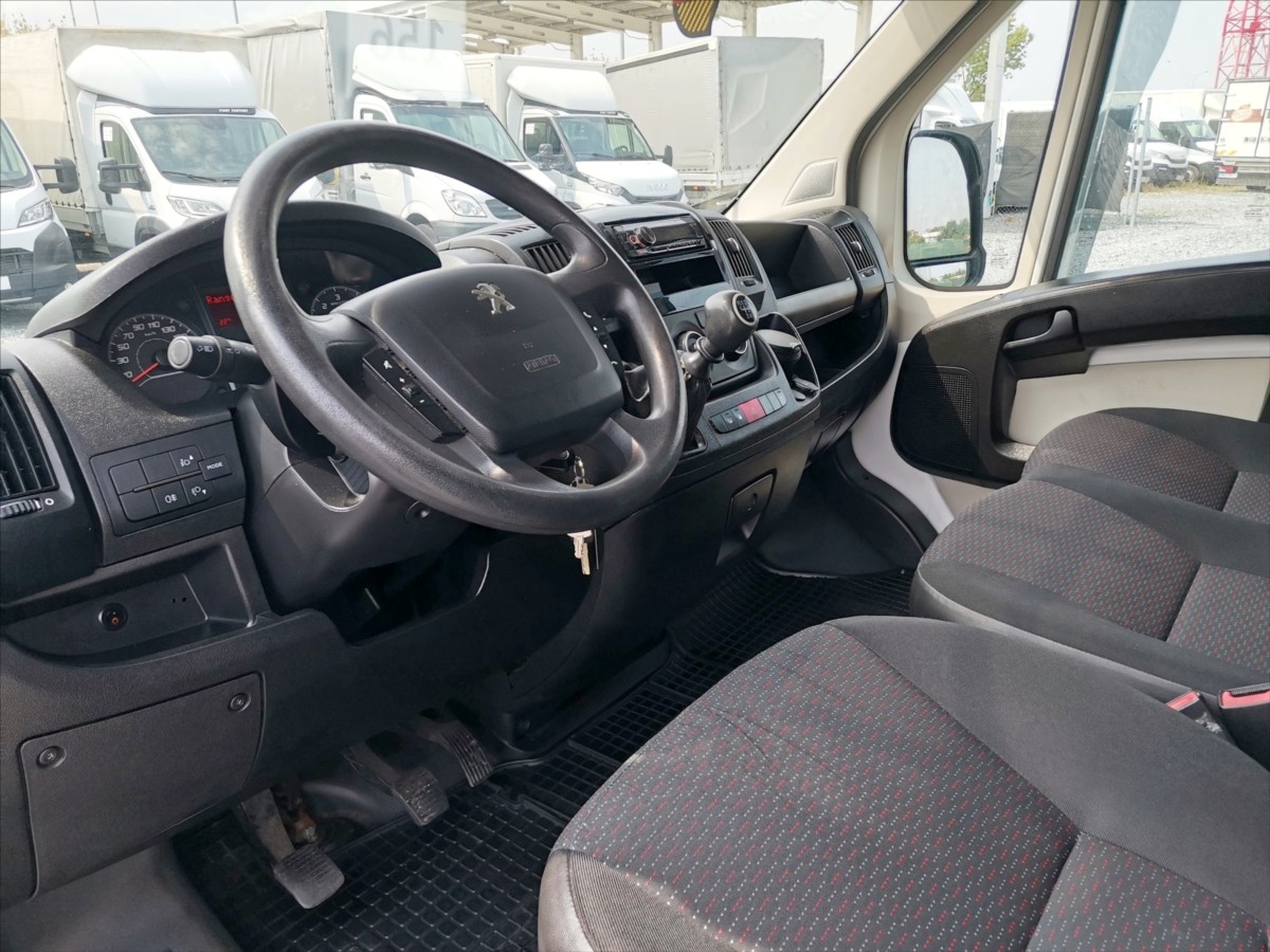 peugeot-boxer-2-0hdi-120kw-skrin-8palet-cr - 5