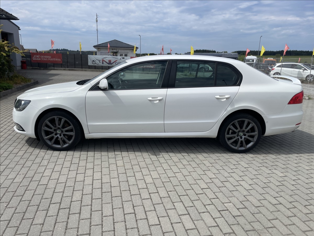 skoda-superb-2-0-tdi-103kw-elegance-facelift-led-czauto - 1