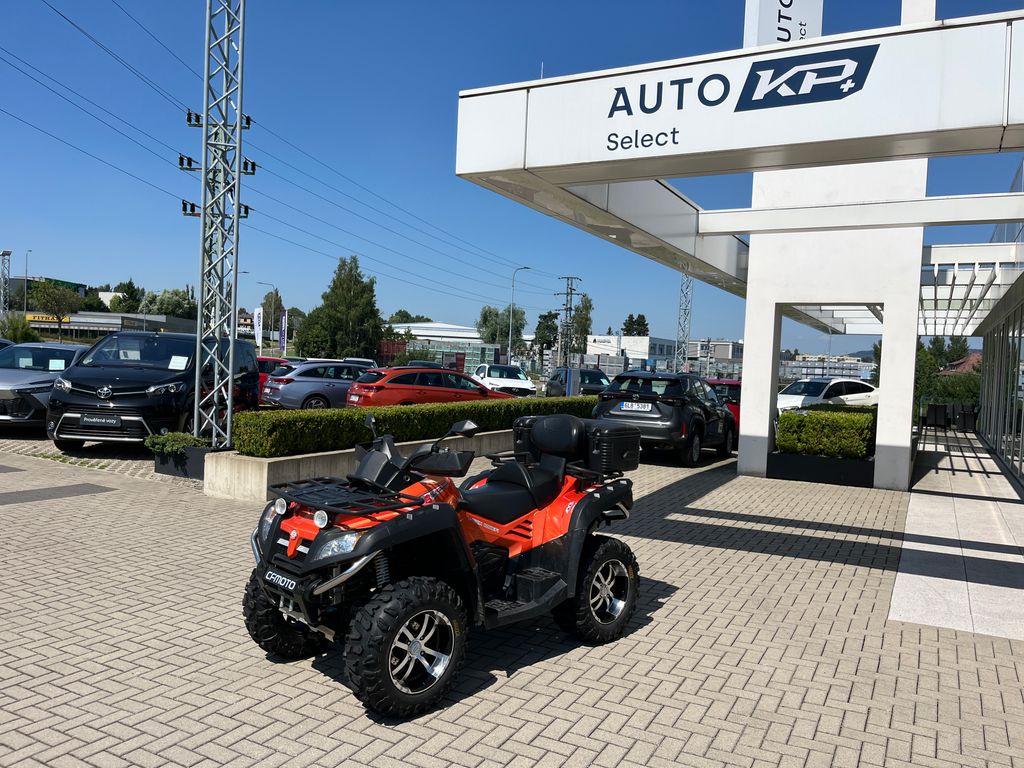 CFMOTO CF Moto GLADIATOR X8