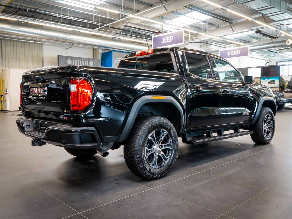 gmc-canyon-2-7-at4-premium-headup-2-lift - 7